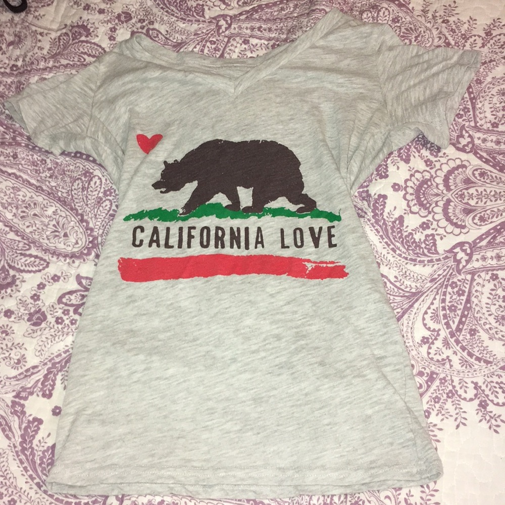 California Love T-Shirt V-Neck